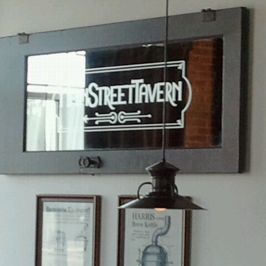 Main Street Tavern Rose District 26 tips from 628 visitors