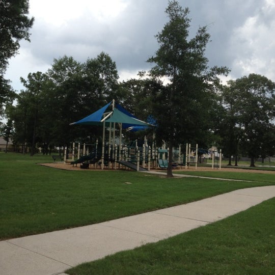 Фарм энд виладж парк. The village park. Вилладж парк. Village park фасады. Грин парк стамбул.
