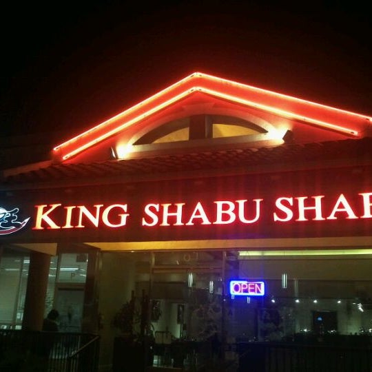 Photo prise au King Shabu Shabu par Bryant T. le9/15/2011