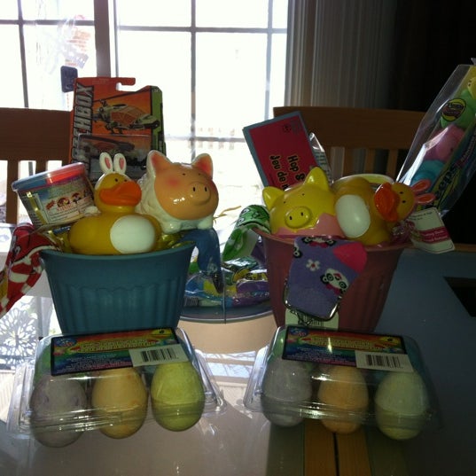 Dollar Tree Discount Store in Virginia Beach