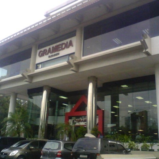  Gramedia  Toko Buku di Yogyakarta 