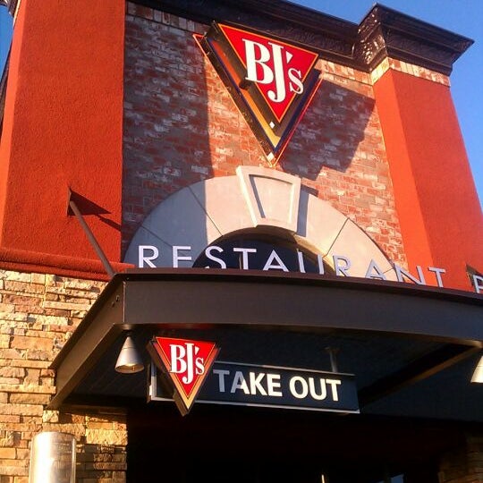 6/24/2012 tarihinde Daveziyaretçi tarafından BJ&#39;s Restaurant &amp; Brewhouse'de çekilen fotoğraf