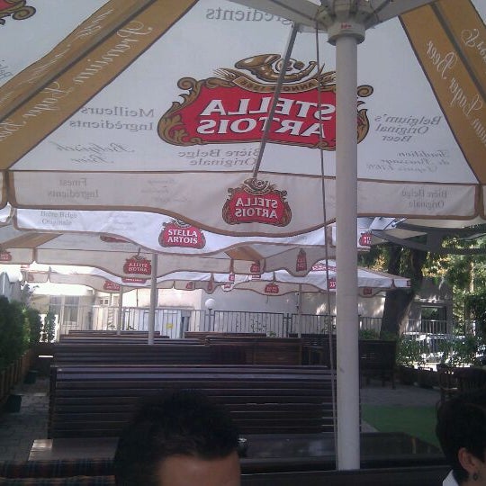 Foto diambil di Пицария-ресторант &quot;iL Forno&quot; oleh Metodi pada 9/22/2011