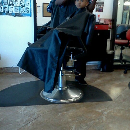 Magnificent Brothers Barber Hair Salon in Los Angeles