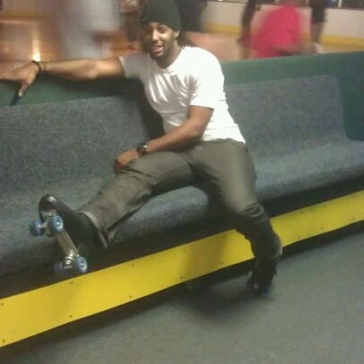 Foto diambil di United Skates of America oleh Jermaine G. pada 1/9/2012