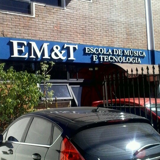 Photo taken at EM&amp;T - Escola de Música e Tecnologia by Tiago Cândido I. on 8/11/2012