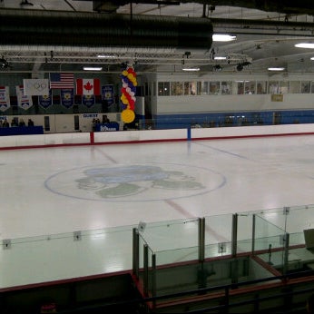 Foto tirada no(a) San Diego Ice Arena por theBarrelMan™ em 3/4/2012