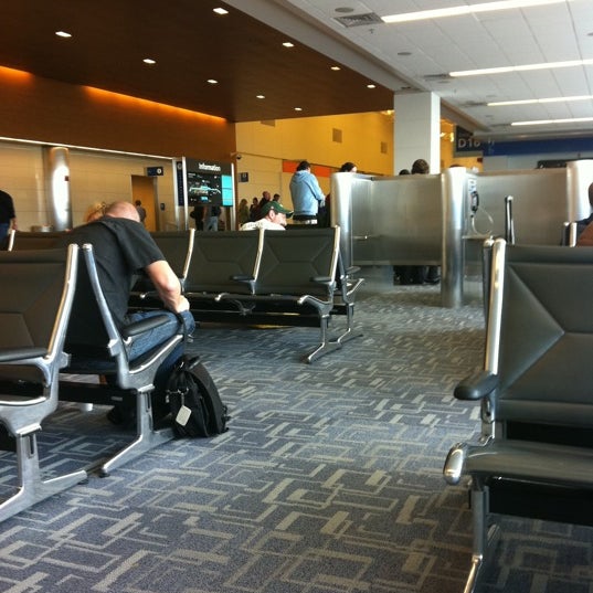 Evans Terminal Havaalanı Terminali