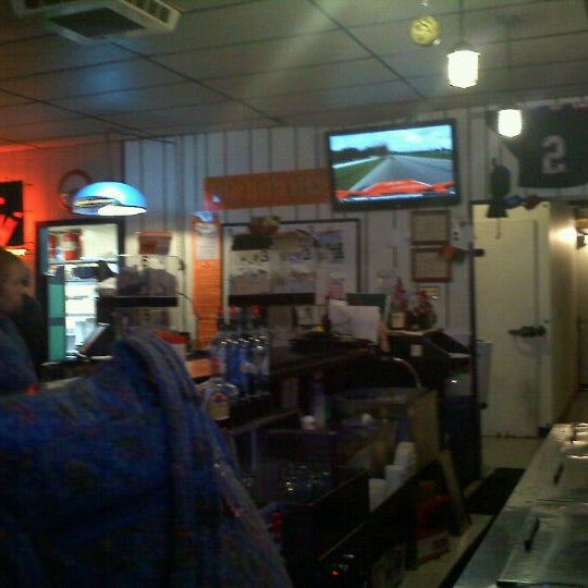 Photo taken at Toivo&#39;s Restaurant &amp; Sports Bar by Sophie D. on 11/29/2011