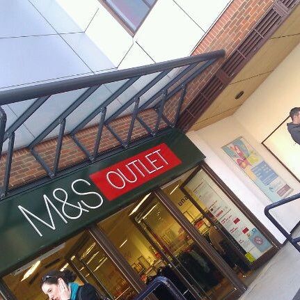 M&S Outlet - Gunwharf Quays - Portsmouth, Hampshire