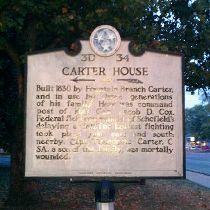 9/4/2011 tarihinde Derek R.ziyaretçi tarafından The Carter House'de çekilen fotoğraf