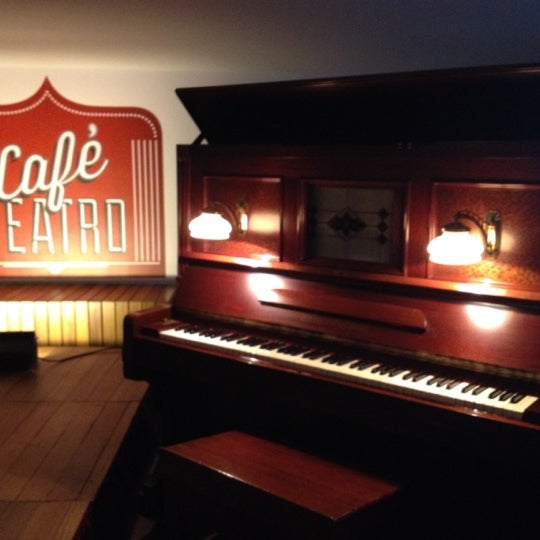 Teatro cafe. Teatro cafe