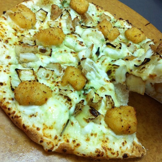 PHD (Pizza Hut Delivery) Pizzeria