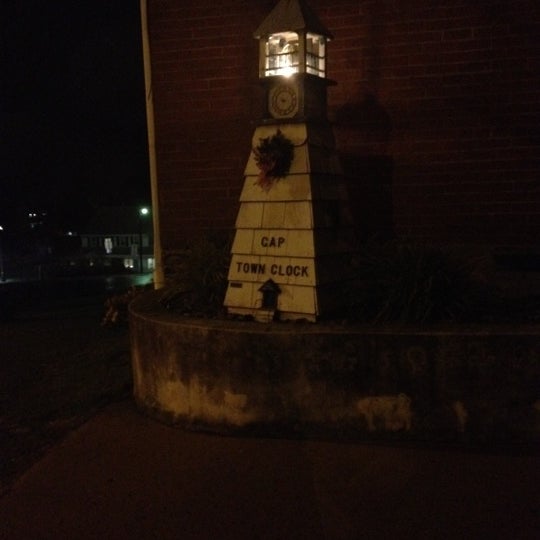 Town Clock Cheese Shoppe 2 tips