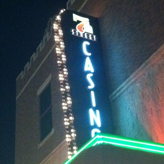 Foto tomada en 7th Street Casino  por B G. el 12/31/2011