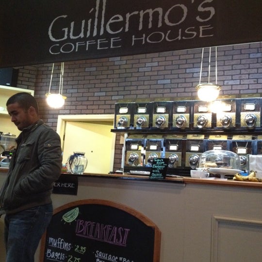 Photo taken at Guillermo&#39;s Coffee House &amp; Roastery by Chelsea N. on 2/11/2012