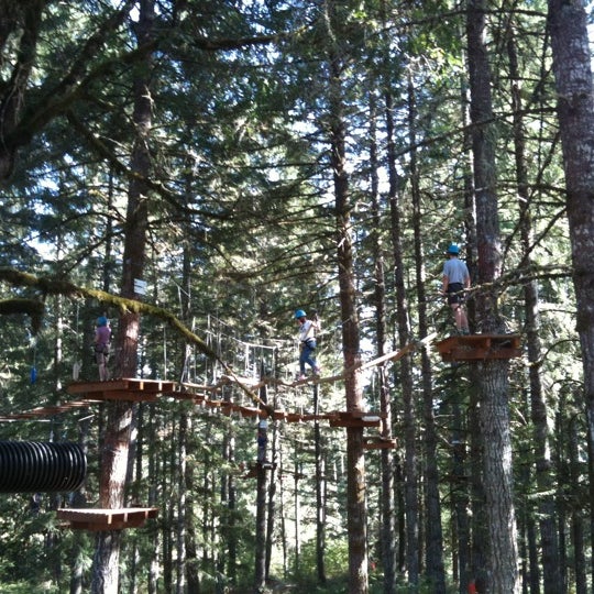Photo taken at Tree to Tree Adventure Park by Mark H. on 9/23/2011