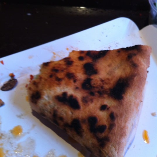 Das Foto wurde bei Napolini Pizzeria von Peter J. am 3/15/2012 aufgenommen