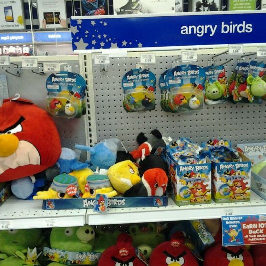 Photo taken at Toys"R"Us by Kat 🎃 on 12/9/2011