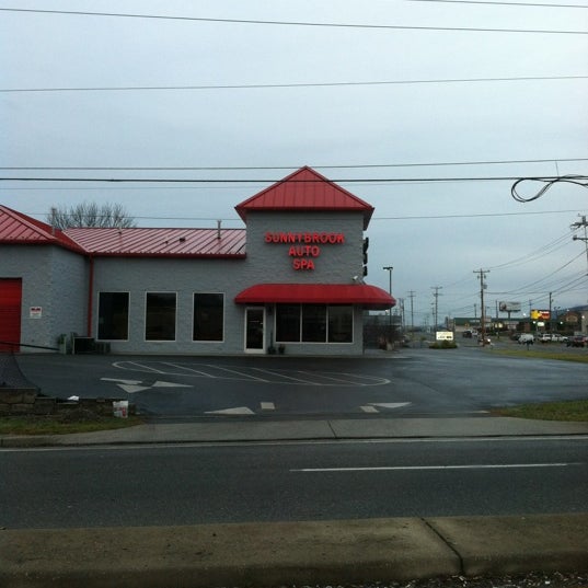 Sunnybrook Auto Spa 4 tips from 128 visitors