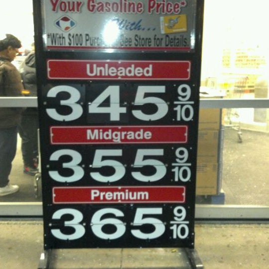 Food 4 Less Grocery Store in Chicago