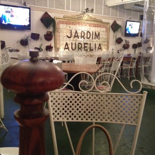 8/31/2012 tarihinde Leo B.ziyaretçi tarafından Jardim Aurélia Restaurante e Eventos'de çekilen fotoğraf