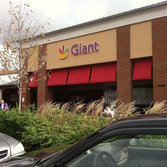 Giant - Grocery Store