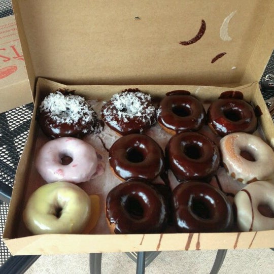 Photo taken at Duck Donuts by Brilliant F. on 7/28/2012