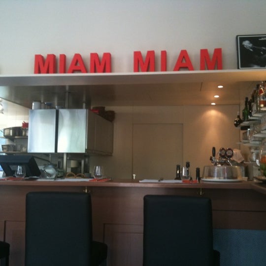 Photos At Le Bureau Restaurant In Neuchatel