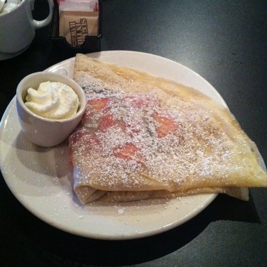 Photo taken at Good Girls Go To Paris Crepes by Bryan S. on 8/25/2011