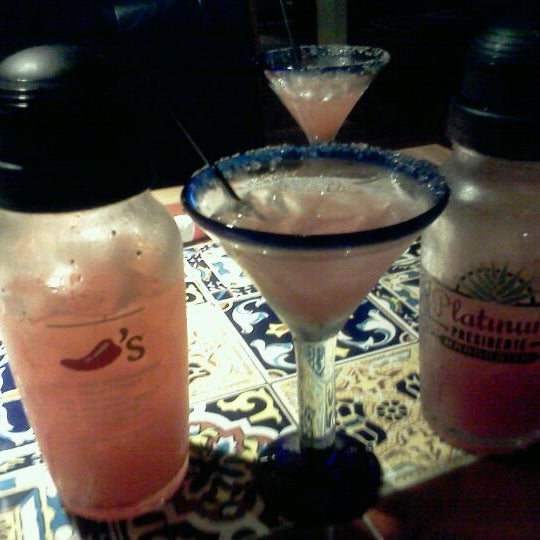 Photo taken at Chili&#39;s Grill &amp; Bar by Larimar S. on 1/22/2012