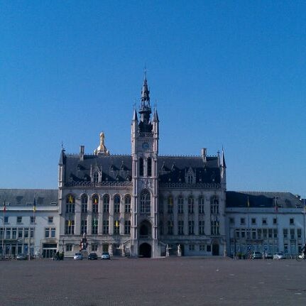 Синт никлас. Sint truiden бельгия. Синт никлас. Синт никлас. Синт никлас площадь.