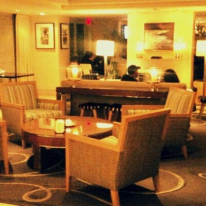 Photo taken at Hotel Amarano Burbank-Hollywood by Paul V. on 1/5/2012