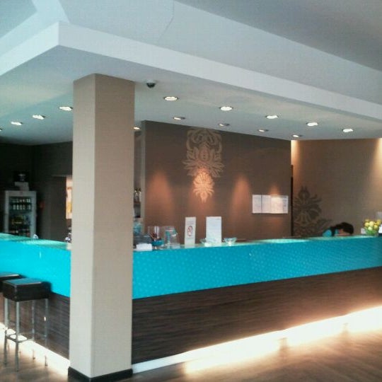 Photo taken at Motel One Berlin-Ku&#39;Damm by Thomas A. on 12/10/2011