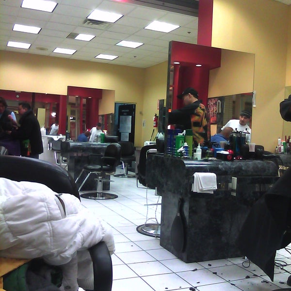 Clip Joint Hair Salon in Newport