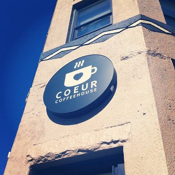 Foto tirada no(a) Coeur Coffeehouse por Shannon F. em 9/3/2012