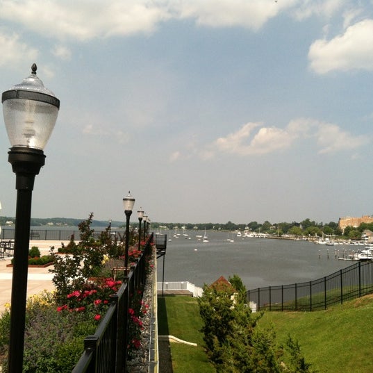 Photo taken at Molly Pitcher Inn by Amy P. on 6/20/2012