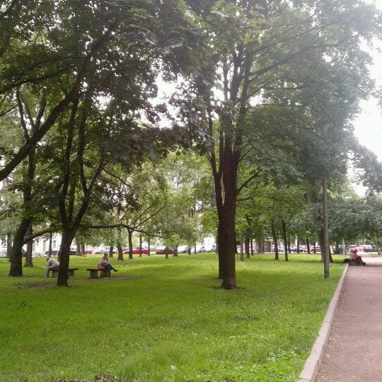 Парк у тюза спб