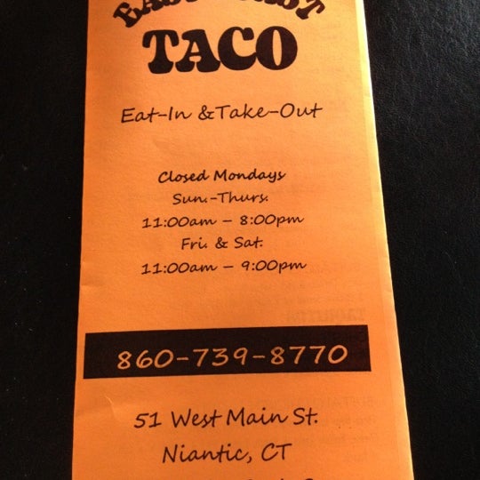 3/28/2012 tarihinde Corina M.ziyaretçi tarafından East Coast Taco'de çekilen fotoğraf