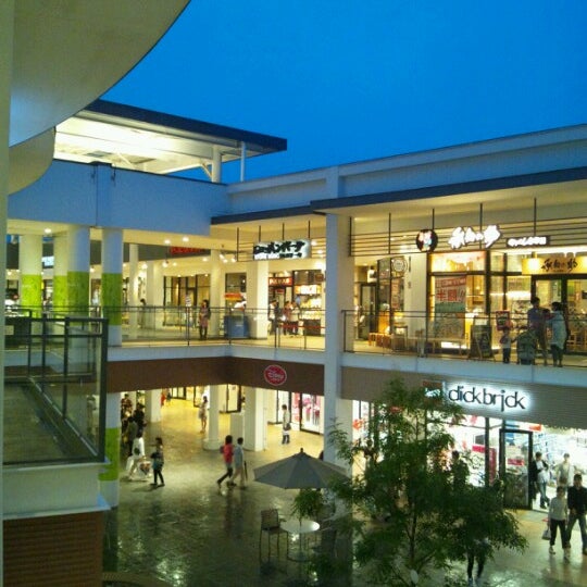三井アウトレットパーク 入間 Shopping De Ponta De Estoque Em 入間市