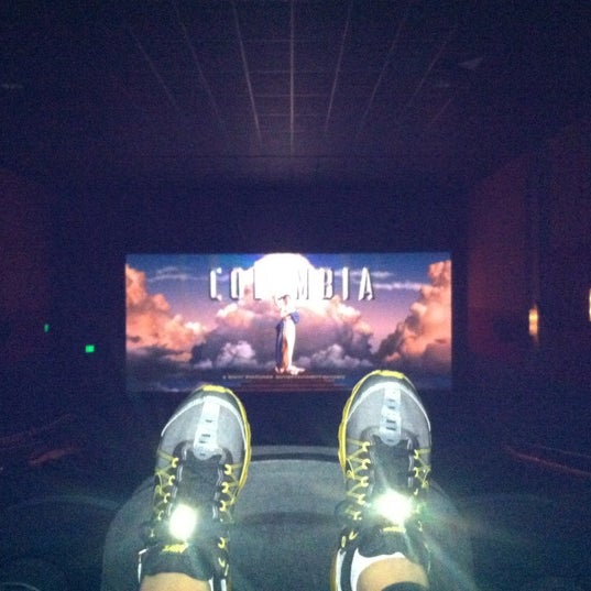 Foto di Regal Martin Village ScreenX & IMAX Bioskop di Lacey