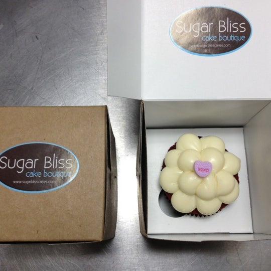 Sugar Bliss Cake Boutique Cupcake Shop in Chicago
