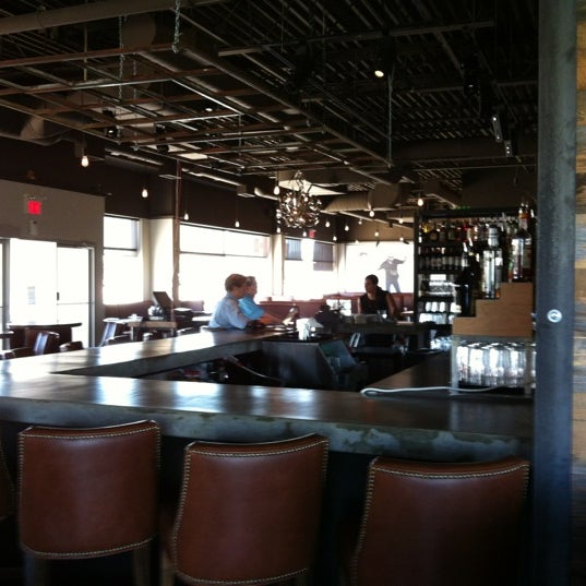 Photo taken at Union Social Eatery by Henrique F. on 5/21/2012