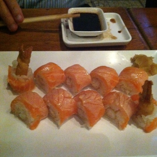 7/6/2012 tarihinde Ana luiza C.ziyaretçi tarafından Ryori Sushi Lounge'de çekilen fotoğraf