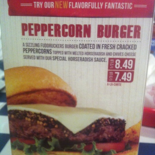 Photo taken at Fuddruckers by David S. on 6/19/2012