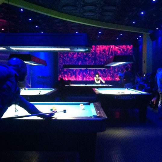 Foto tomada en Chalk Ping Pong &amp; Billiards Lounge  por Sergio F. el 4/6/2012