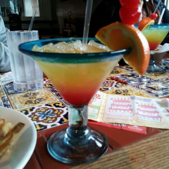 Photo taken at Chili&#39;s Grill &amp; Bar by Lizette L. on 3/13/2012
