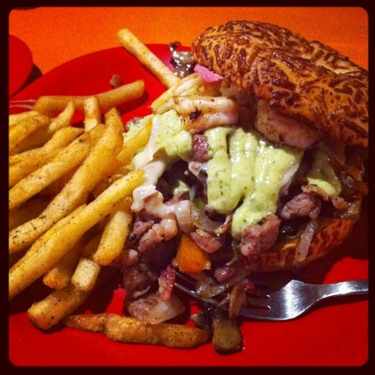 Photo taken at The Burger Laboratory by Joel on 9/5/2012