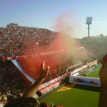 Снимок сделан в Estadio Marcelo Bielsa (Club Atlético Newell&#39;s Old Boys) пользователем Martín B. 4/1/2012