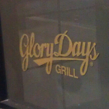 Photo taken at Glory Days Grill by jana m. on 8/25/2012